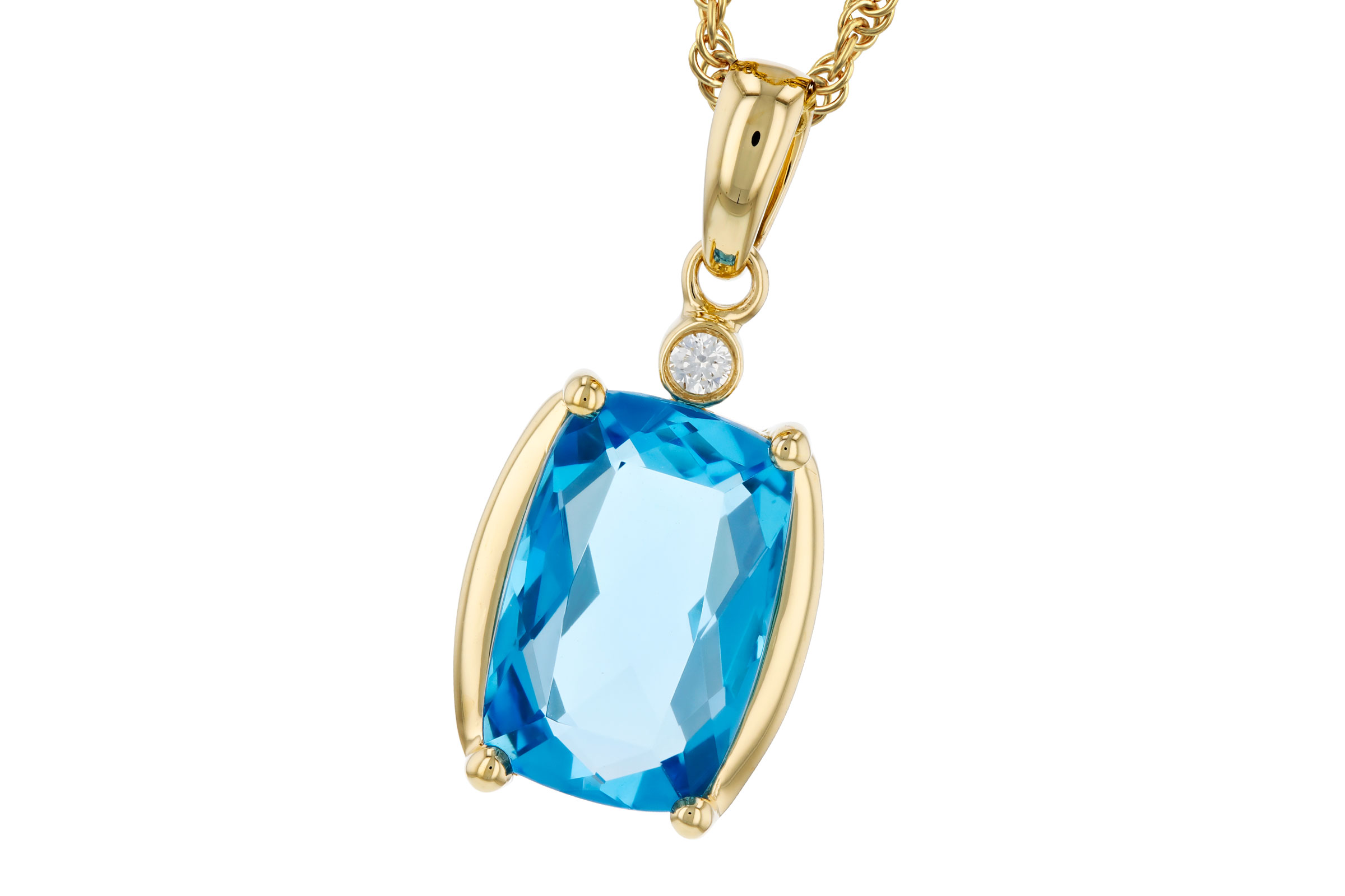 E312-11195: NECKLACE 2.88 BLUE TOPAZ 2.90 TGW (11x7MM BT)