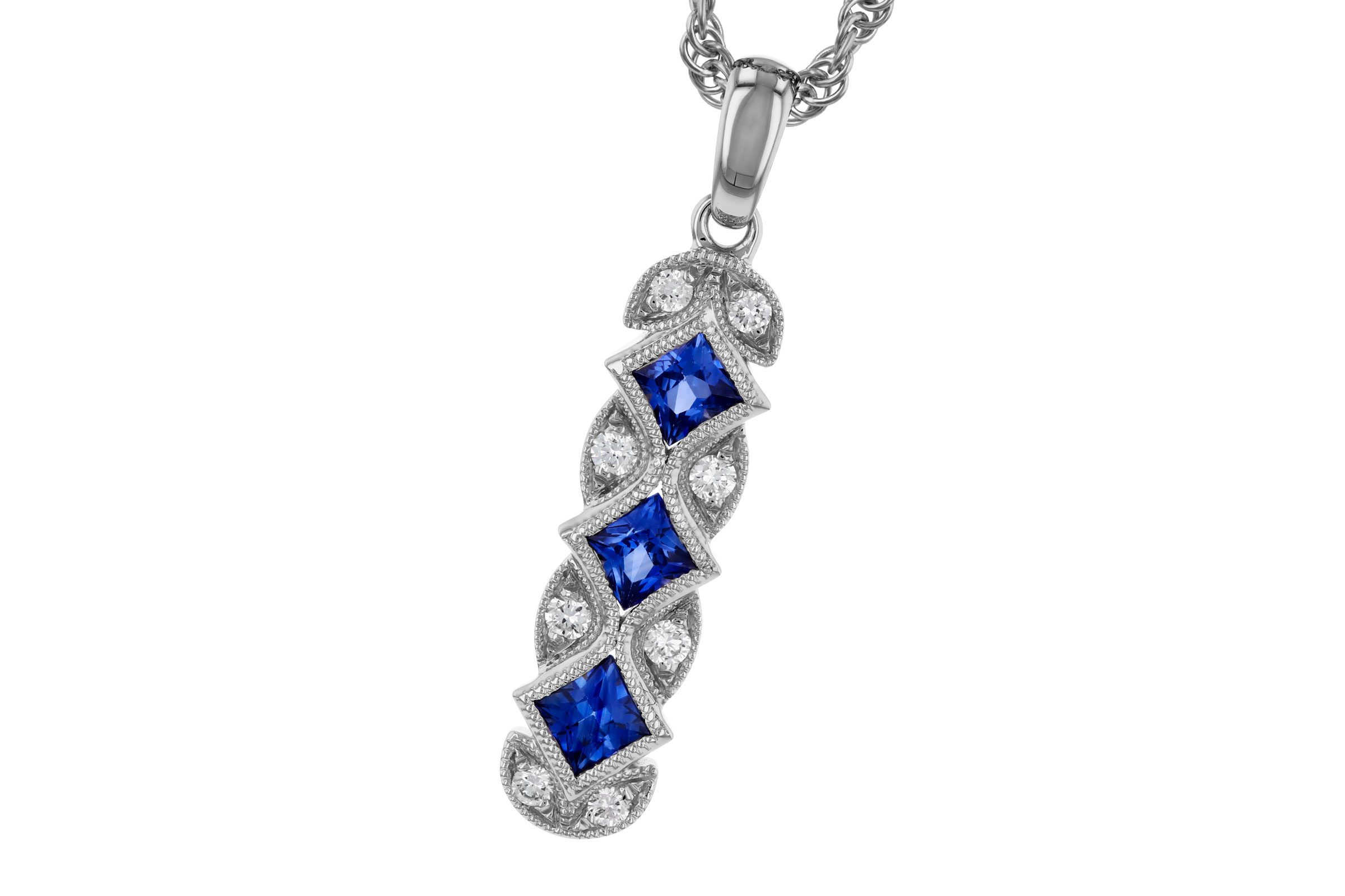 G312-11185: NECKLACE .55 TW SAPPHIRE .64 TGW
